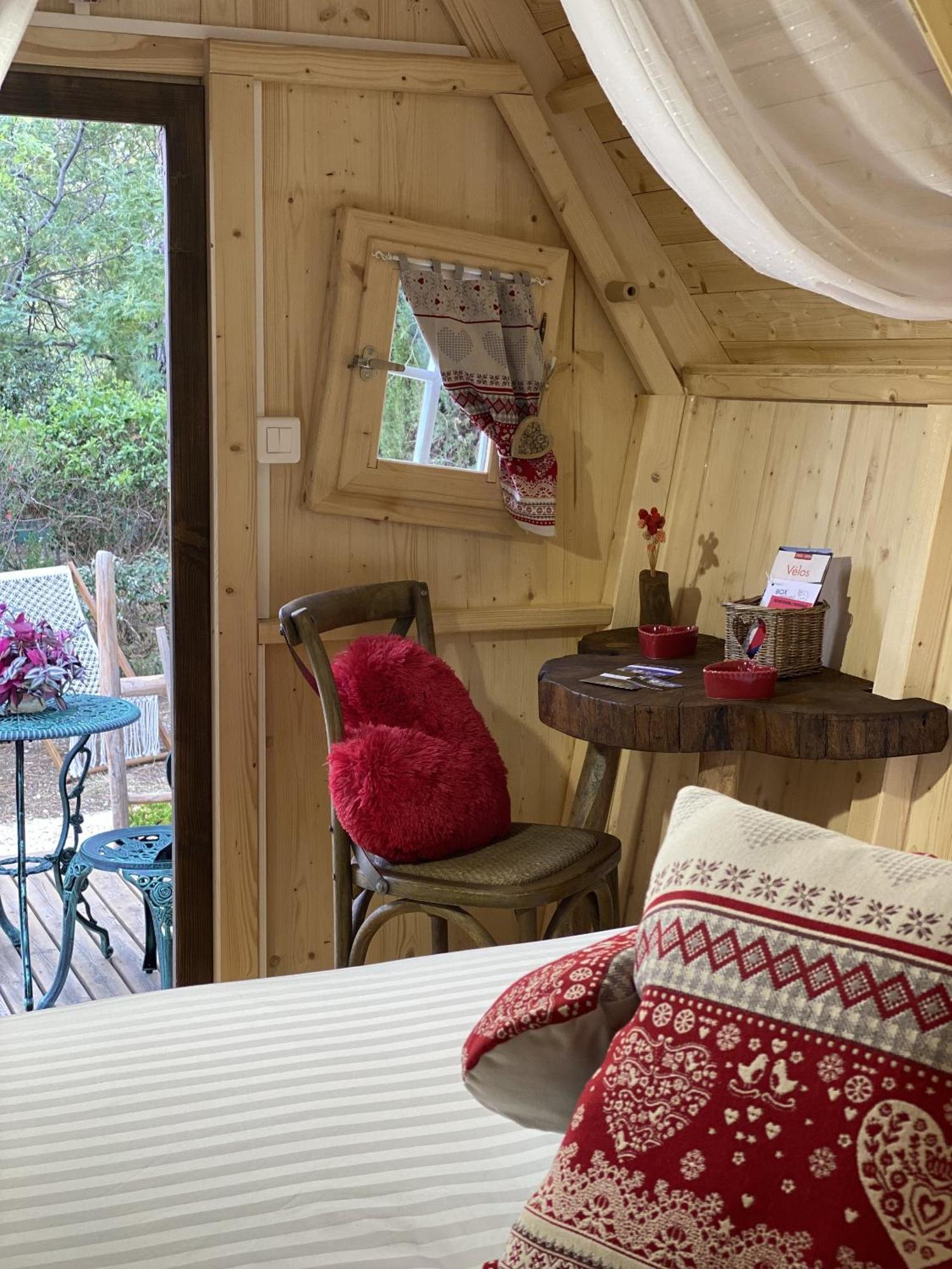Villelongue-dels-Monts Mas Del Flor B&B 객실 사진